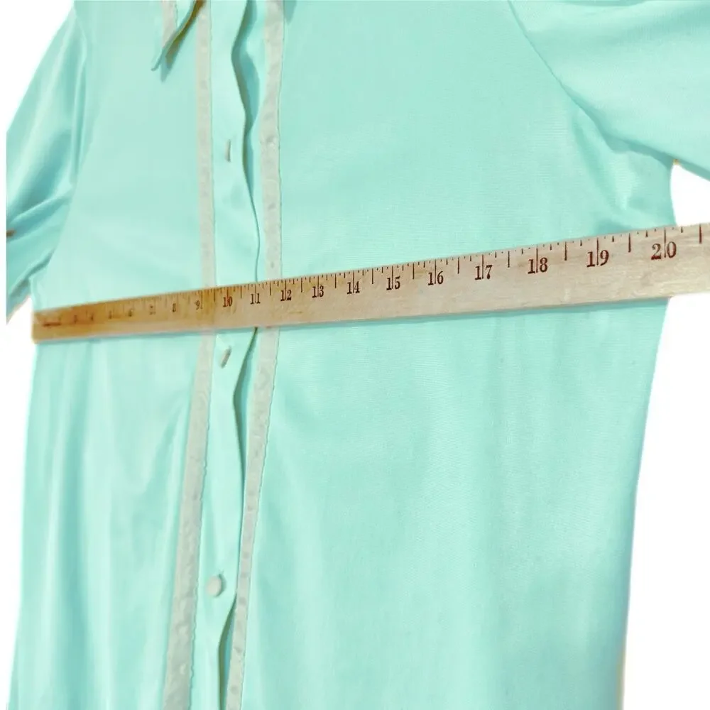 Unbranded vintage aqua